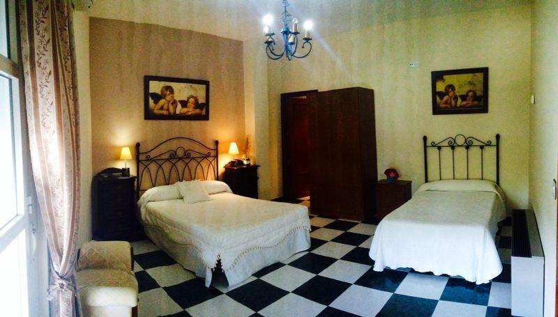 Hostal El Camionero Burguillos Del Cerro الغرفة الصورة
